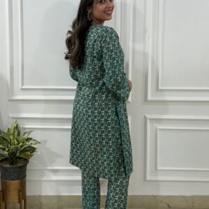 IMG_59062-300×300 IMG_59062-300×300